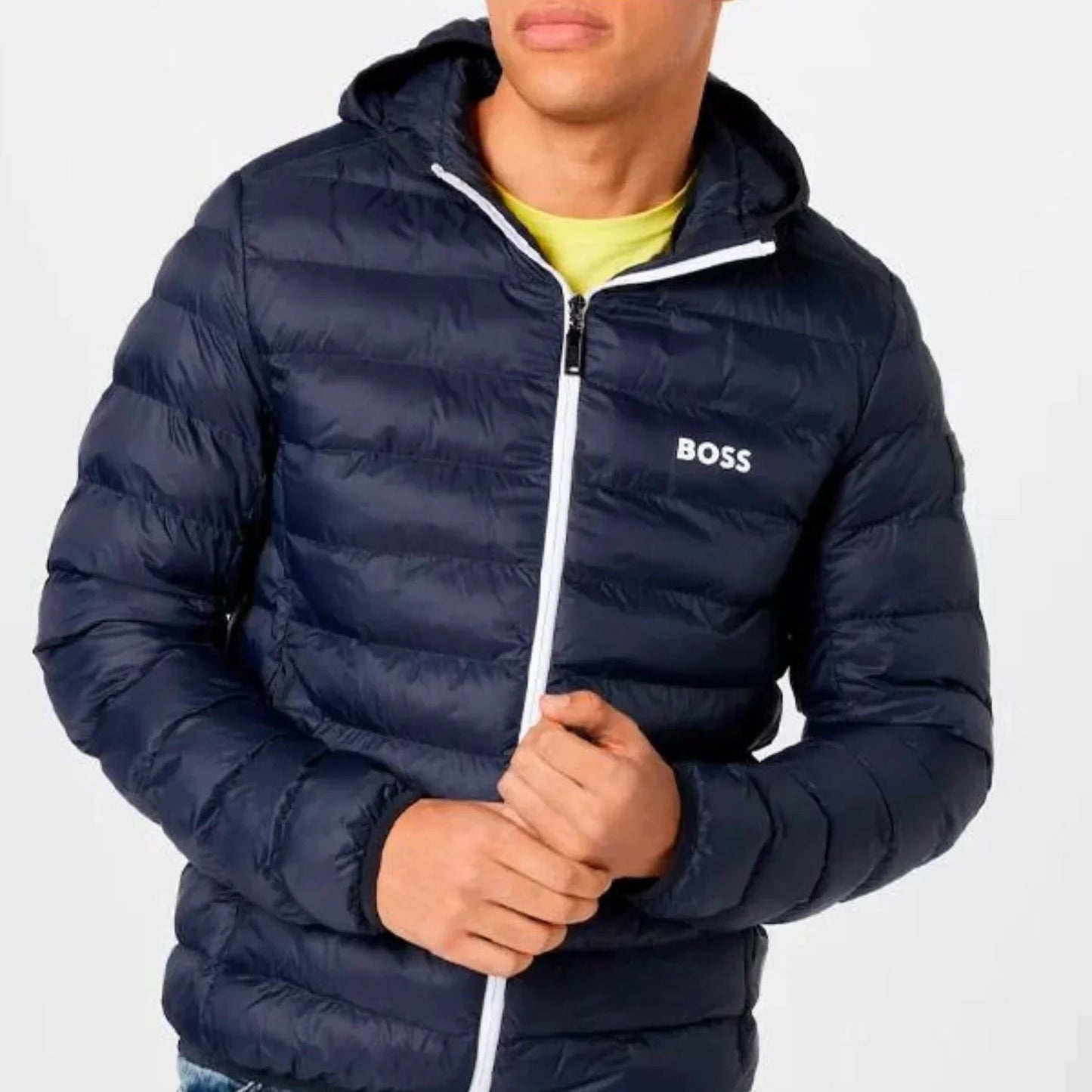 [Kaufe 1 und erhalte 2] Boss Essential Jacke