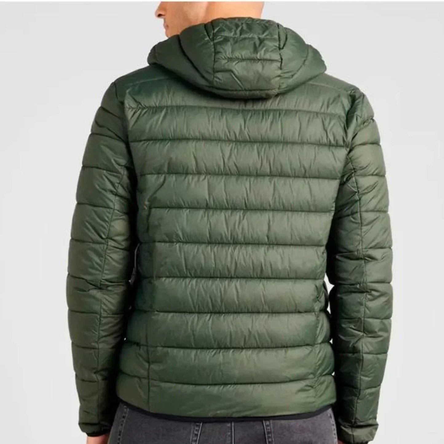 [Kaufe 1 und erhalte 2] Boss Essential Jacke